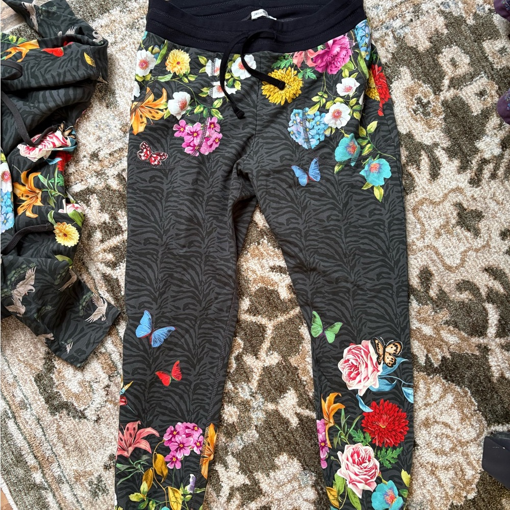Johnny Was hoodie and sweatpants set both medium EUC - Picture 3 of 10